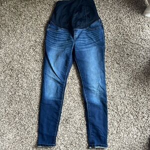 Maternity skinny jeans
